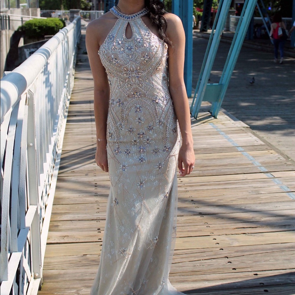 Prom dress